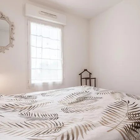 Petit Paradis A קבלייר-סור-מר